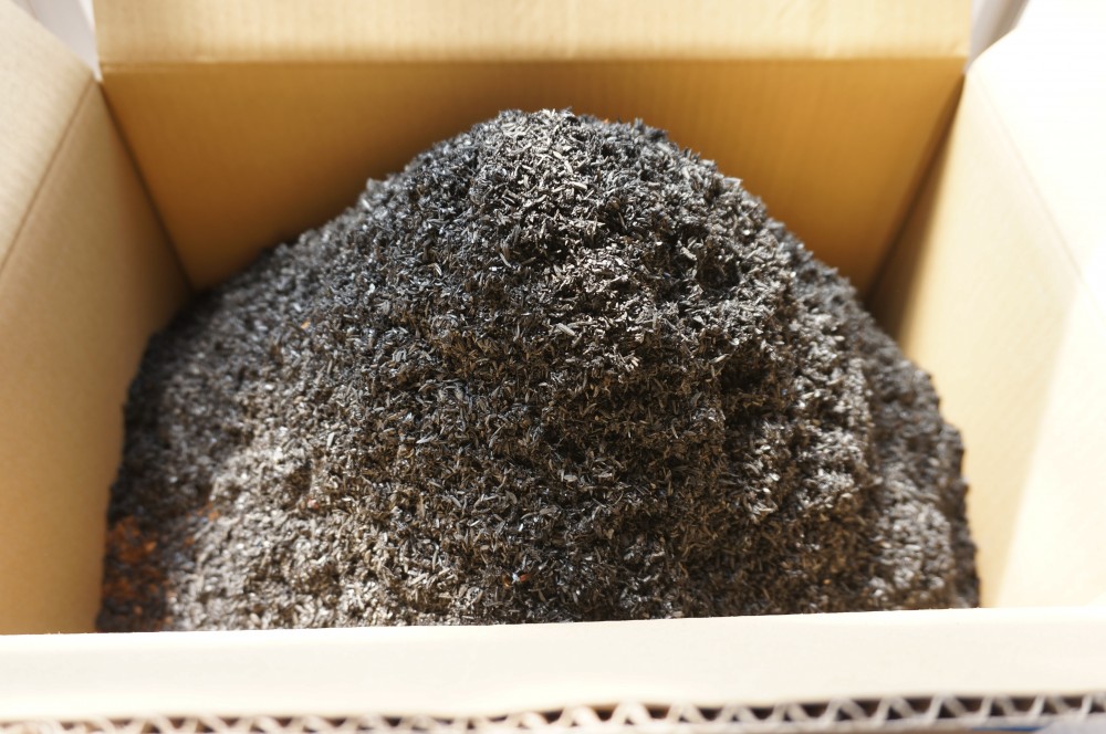 段ボールコンポスト（ピートモス，もみ殻くん炭，米ぬか）を稼働させて家庭生ごみ削減＋肥料づくり